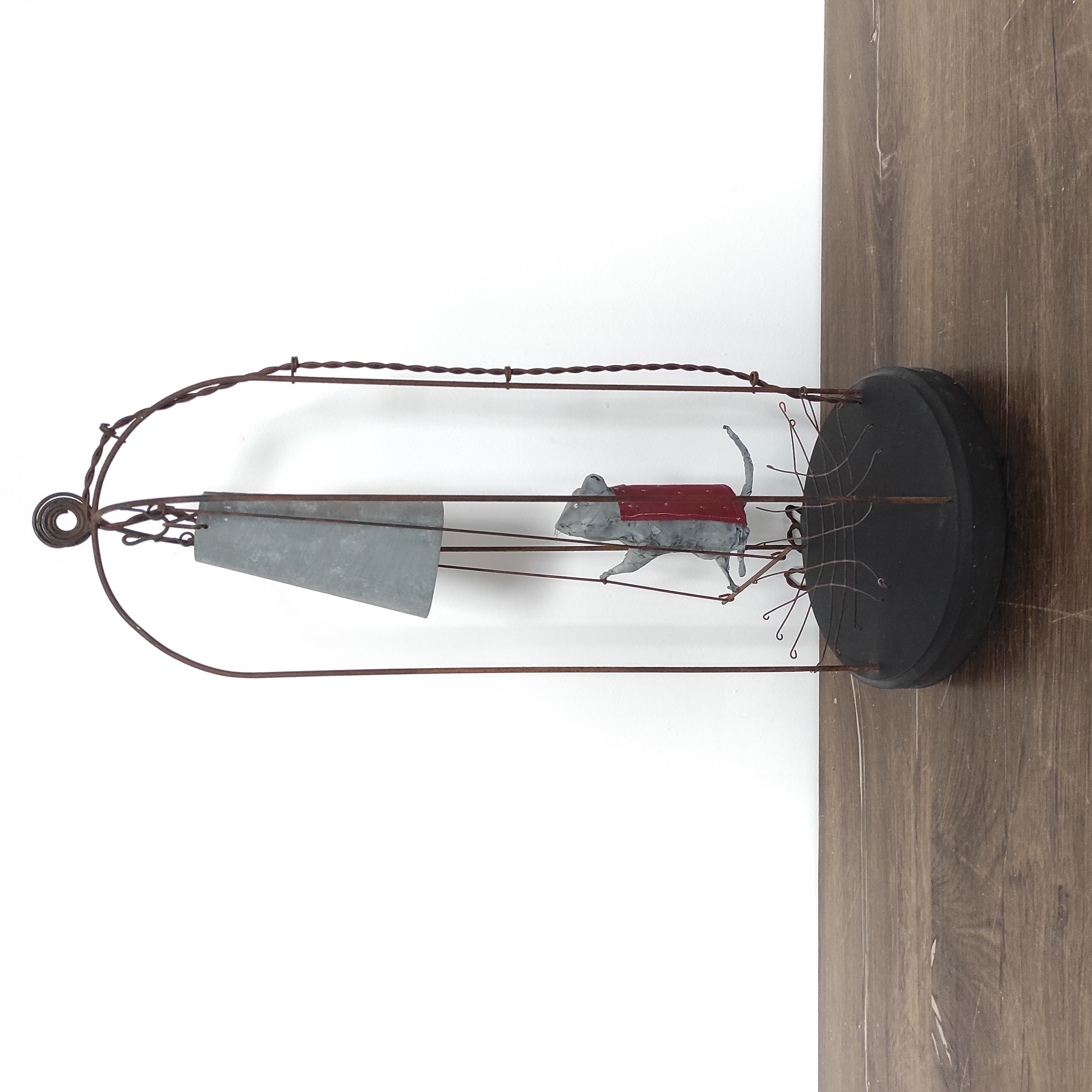 LAMPE GILDAS LA TRAPEZISTE PAR BENOIT VIEUBLED