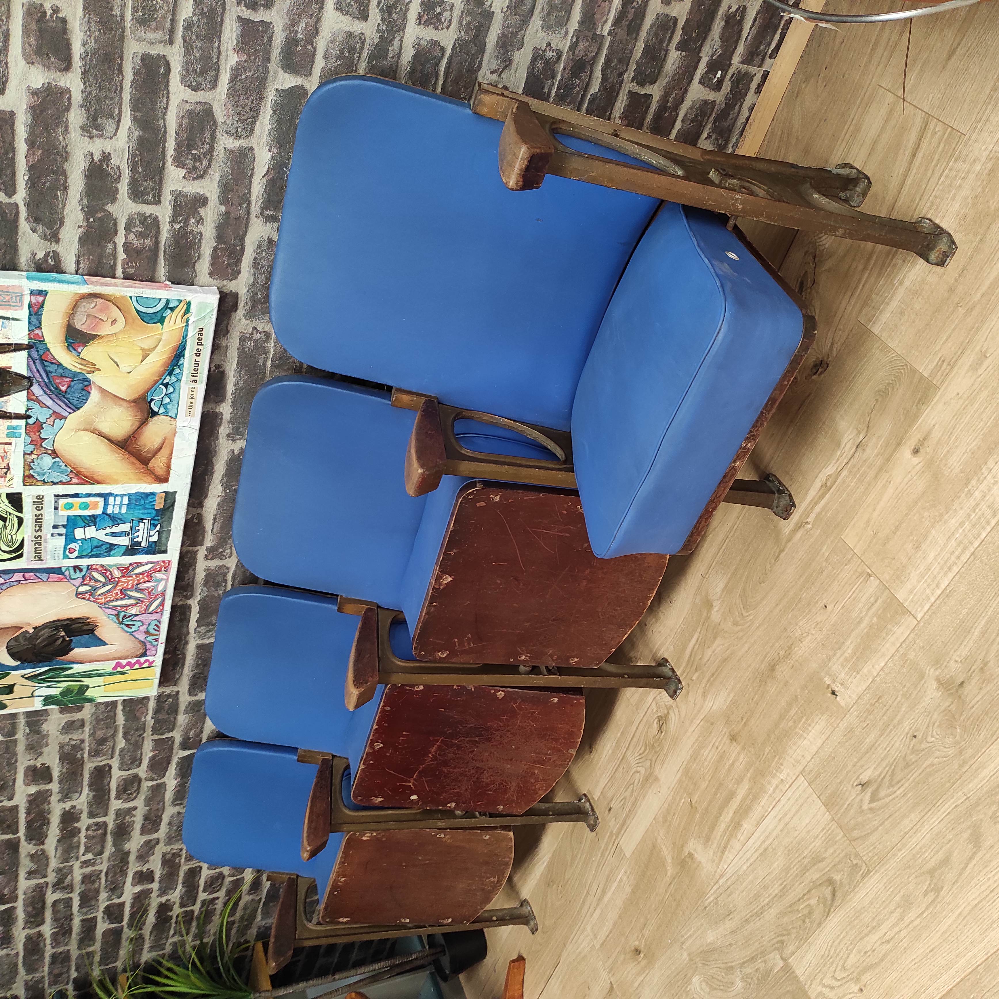 BANC DE CINEMA 4 SIEGES 203/82/50 CM EN L ETAT