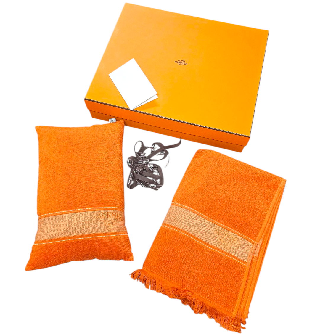 HERMES YACHTING UNI DRAP DE PLAGE 95 x 140 CM + COUSSIN ORANGE GERANIUM + BOITE
