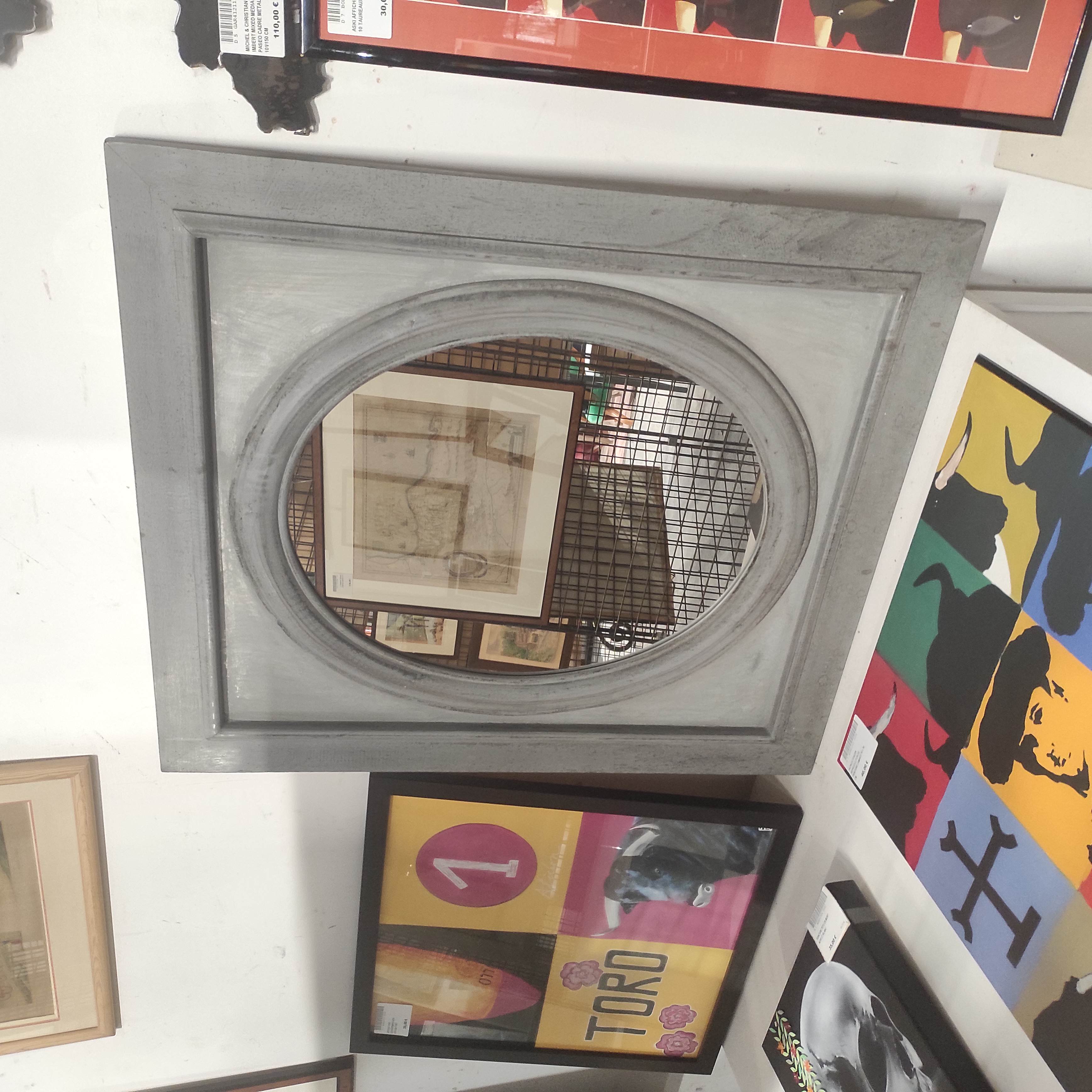 MIROIR CONTEMPORAIN MEDAILLON 68/79CM