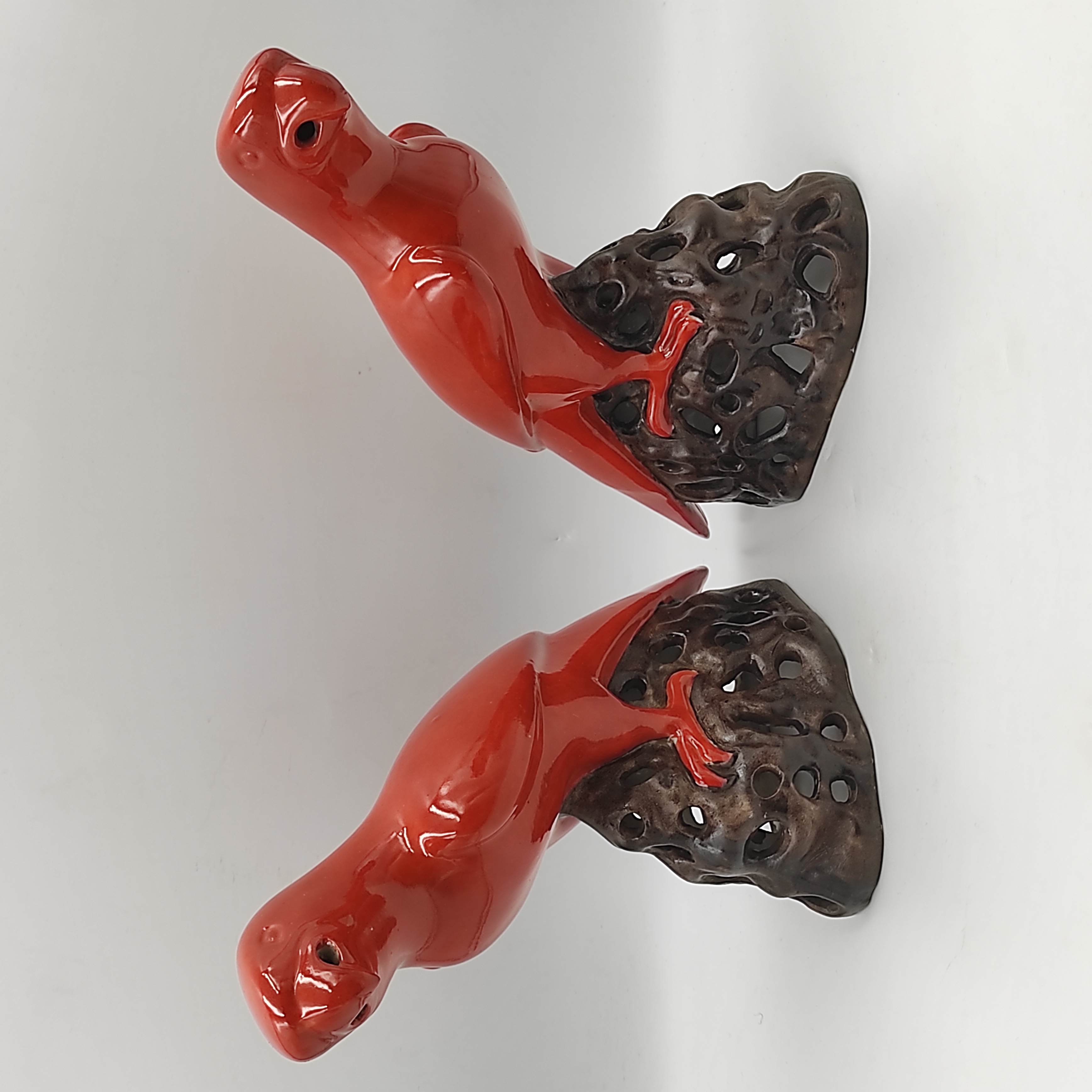 PAIRE DE PERROQUETS EN CERAMQUE