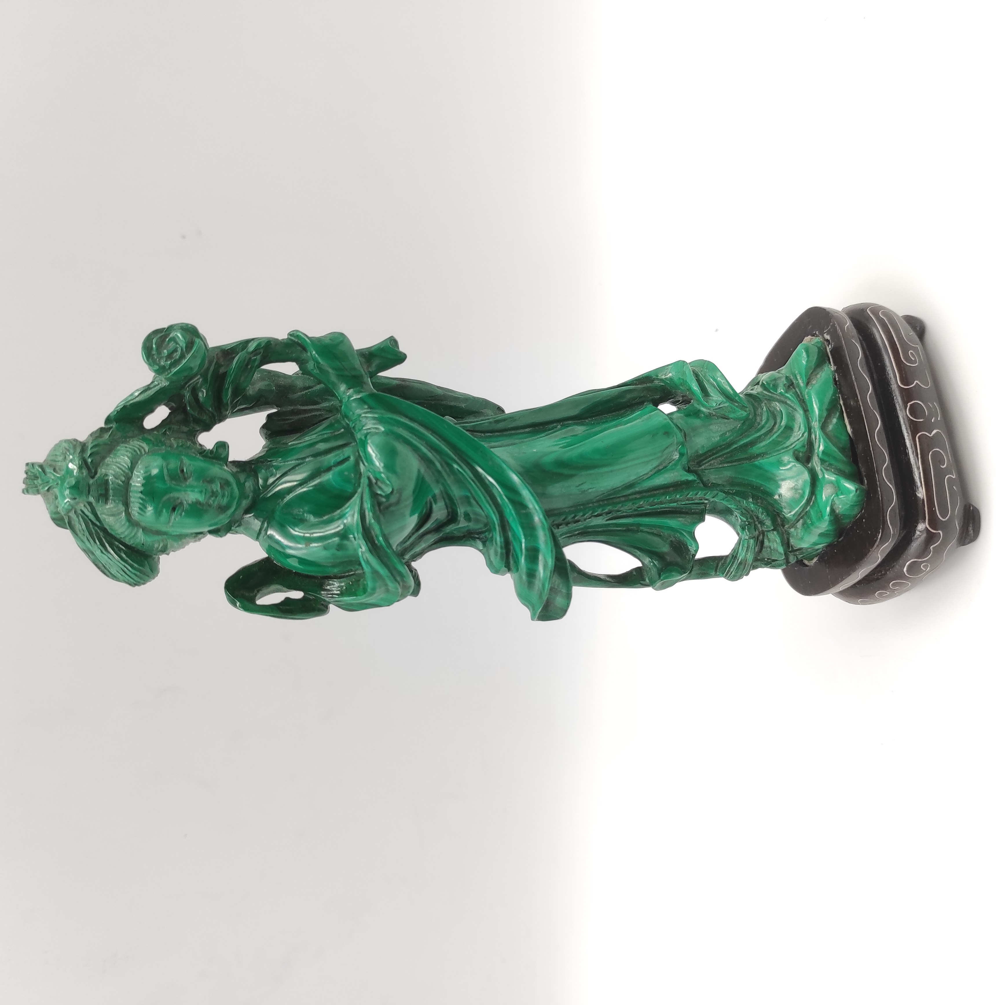 SCULPTURE CHINOISE DE COURTISANE EN MALACHITE H 18 CM