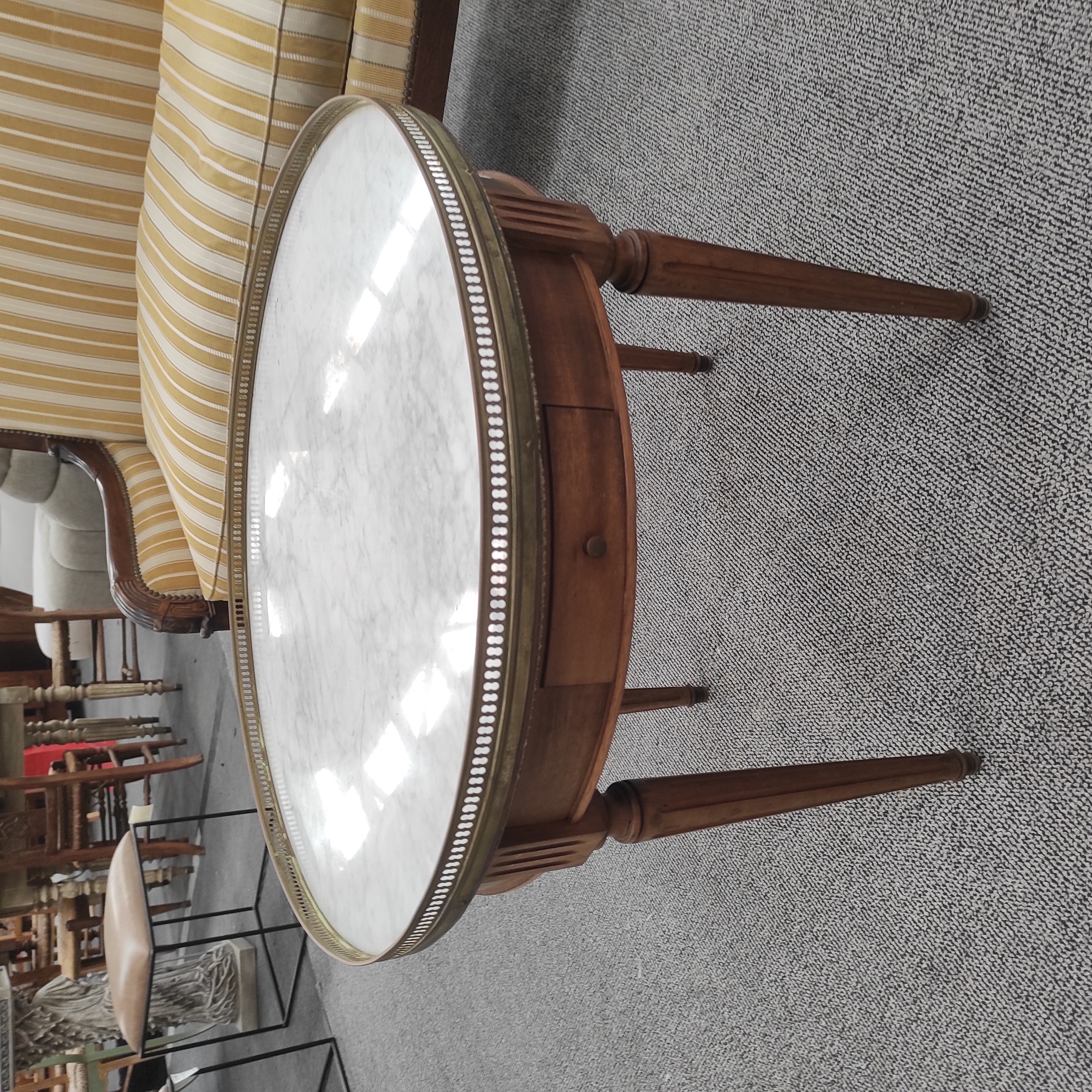 TABLE BASSE BOUILLOTTE 65/54 CM