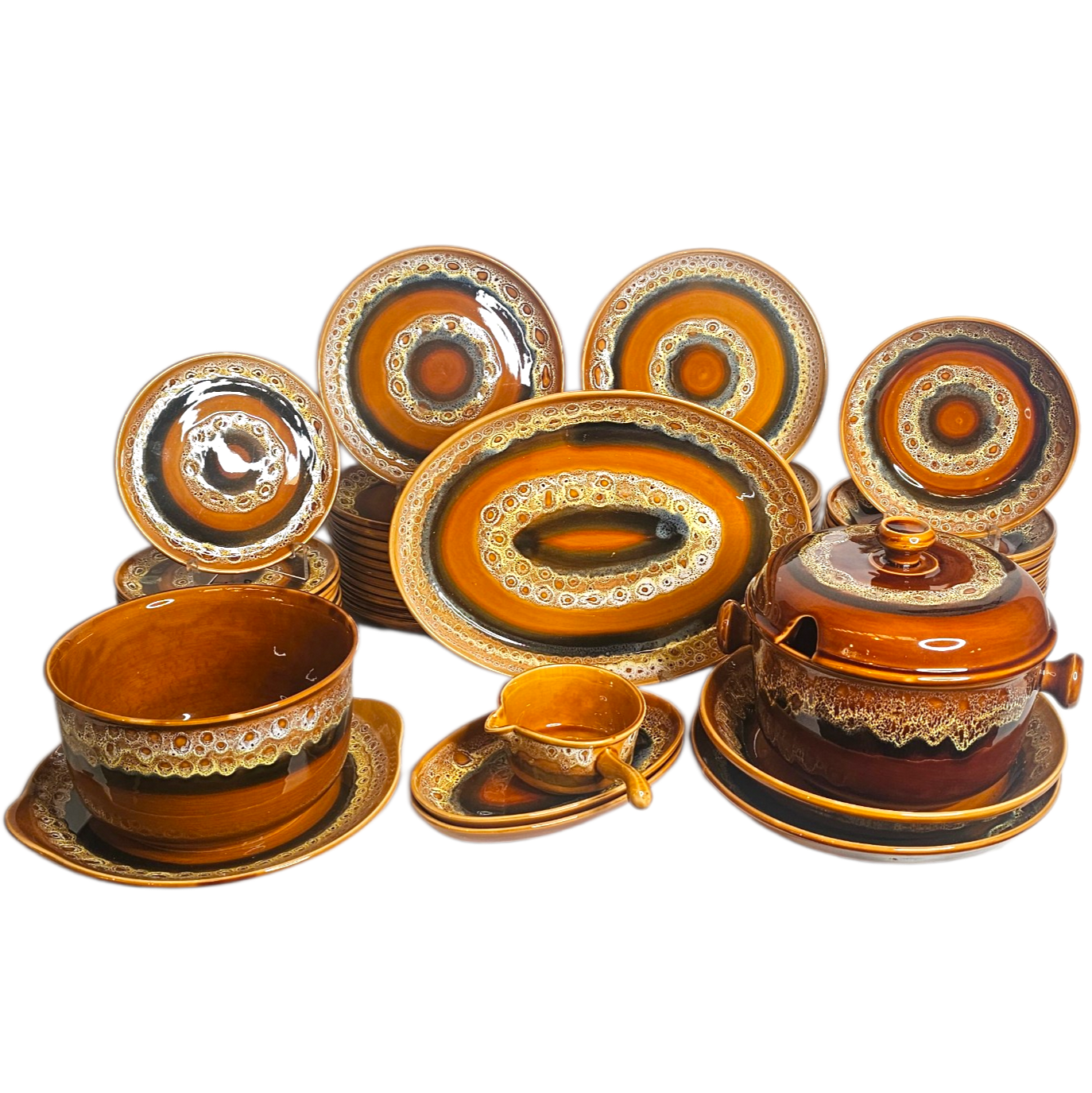 SARREGUEMINES MODELE HAWAI SERVICE DE TABLE EN FAIENCE BRUNE