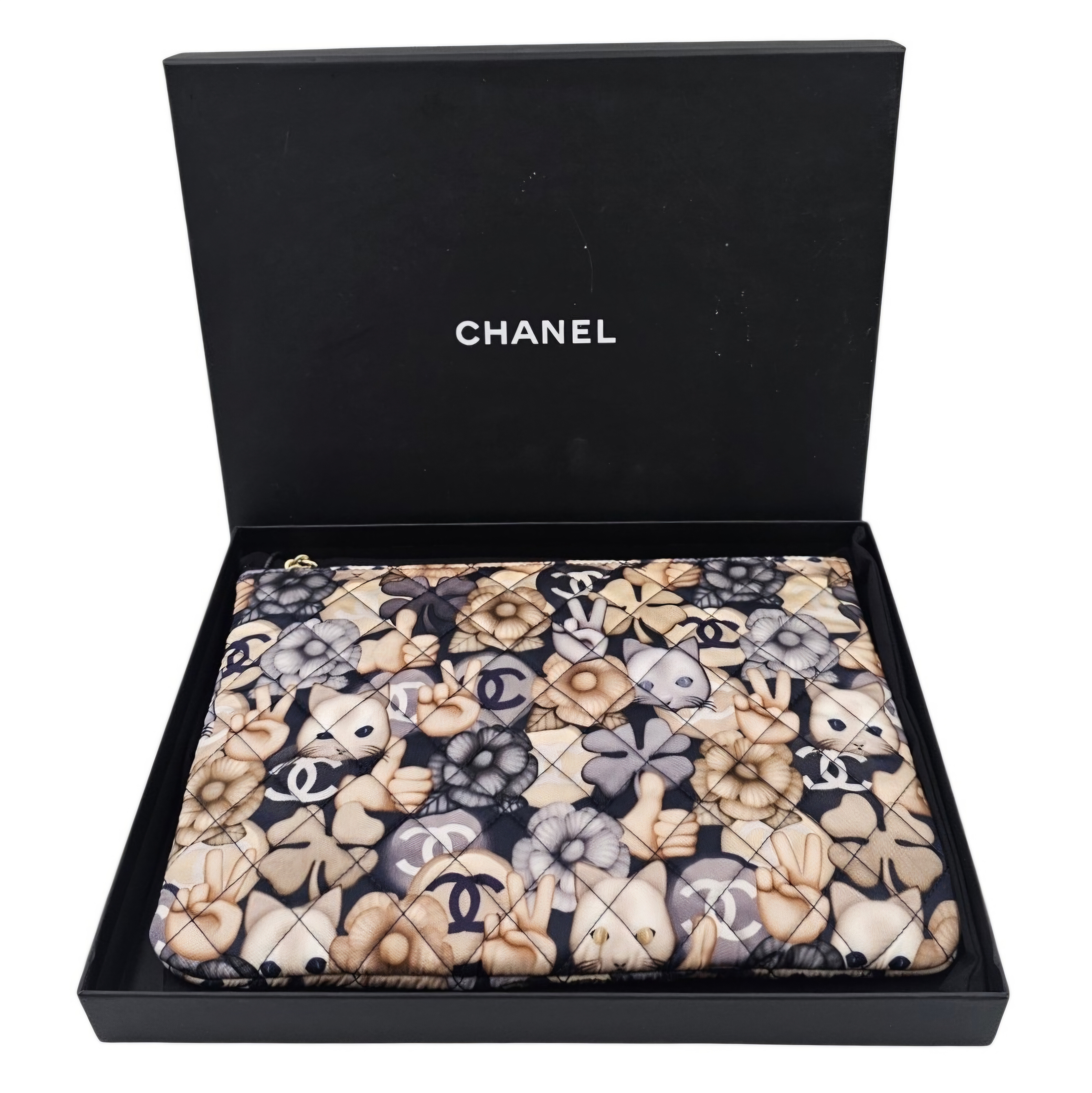 CHANEL POCHETTE CHOUPETTE FERMOIR CAMELIA (22879) 27.5 x 20 CM + DB + BOITE