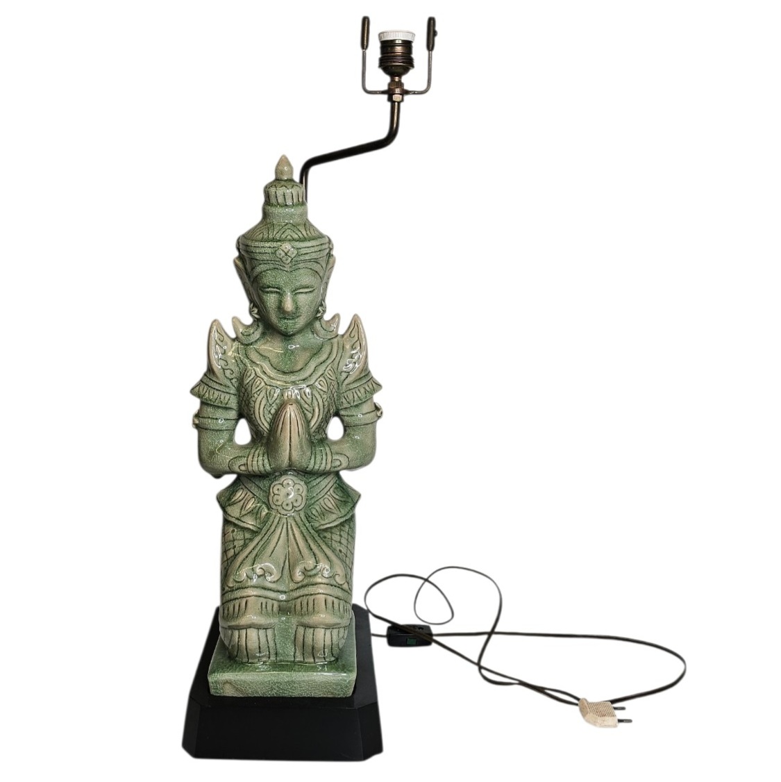 PIED DE LAMPE EN CERAMIQUE CRAQUELEE VERTE LA FEMME EN PRIERE H 72 CM