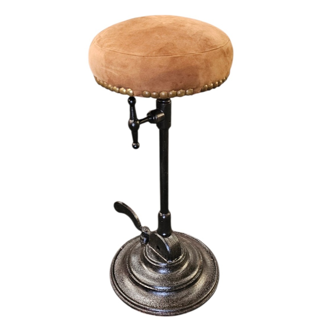TABOURET INDUSTRIEL PIVOTANT / AJUSTABLE CUIR PATINE CLOUTE ET FONTE