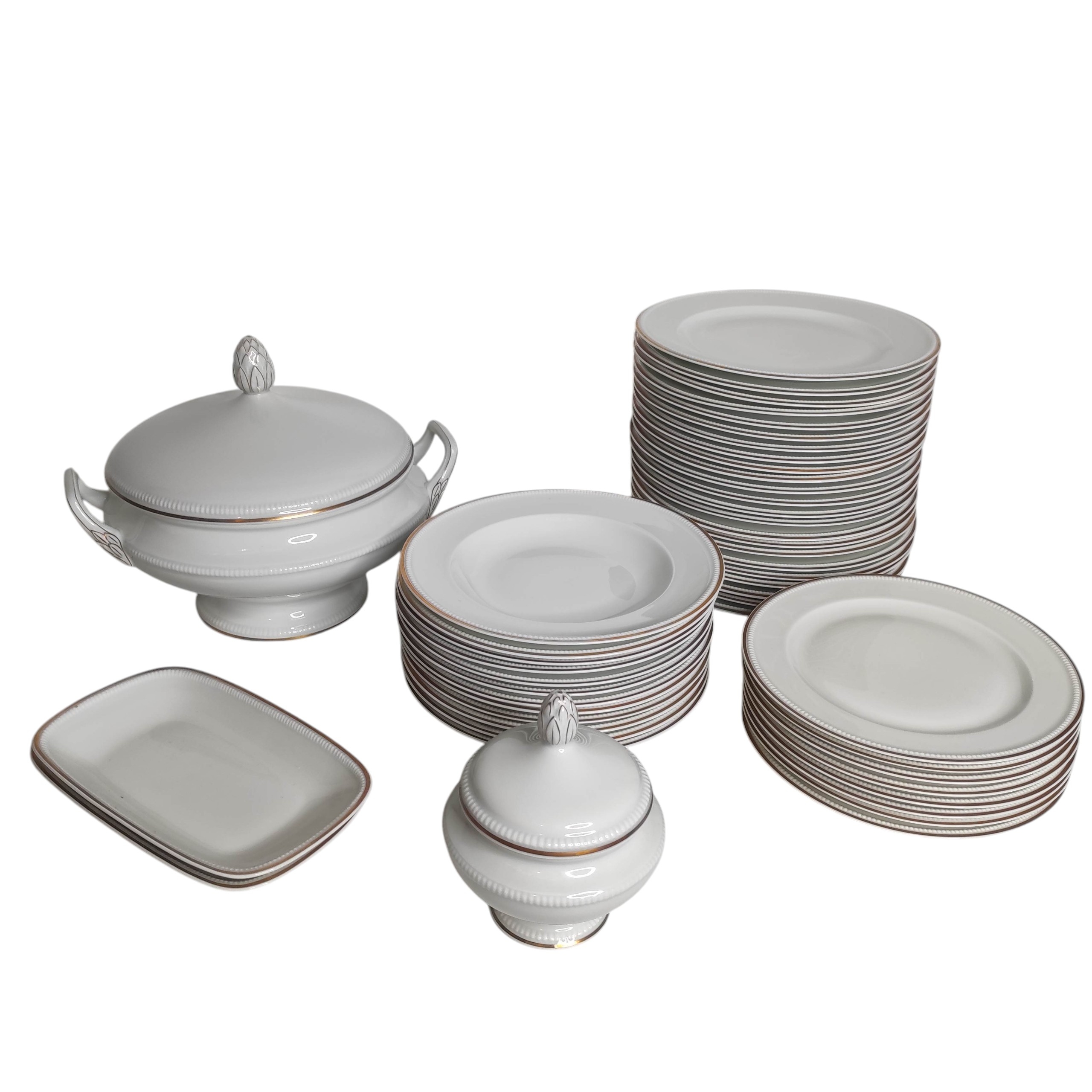 LIMOGES VIGNAUD SERVICE DE TABLE E PORCELAINE BLANCHE ET LISERE OR