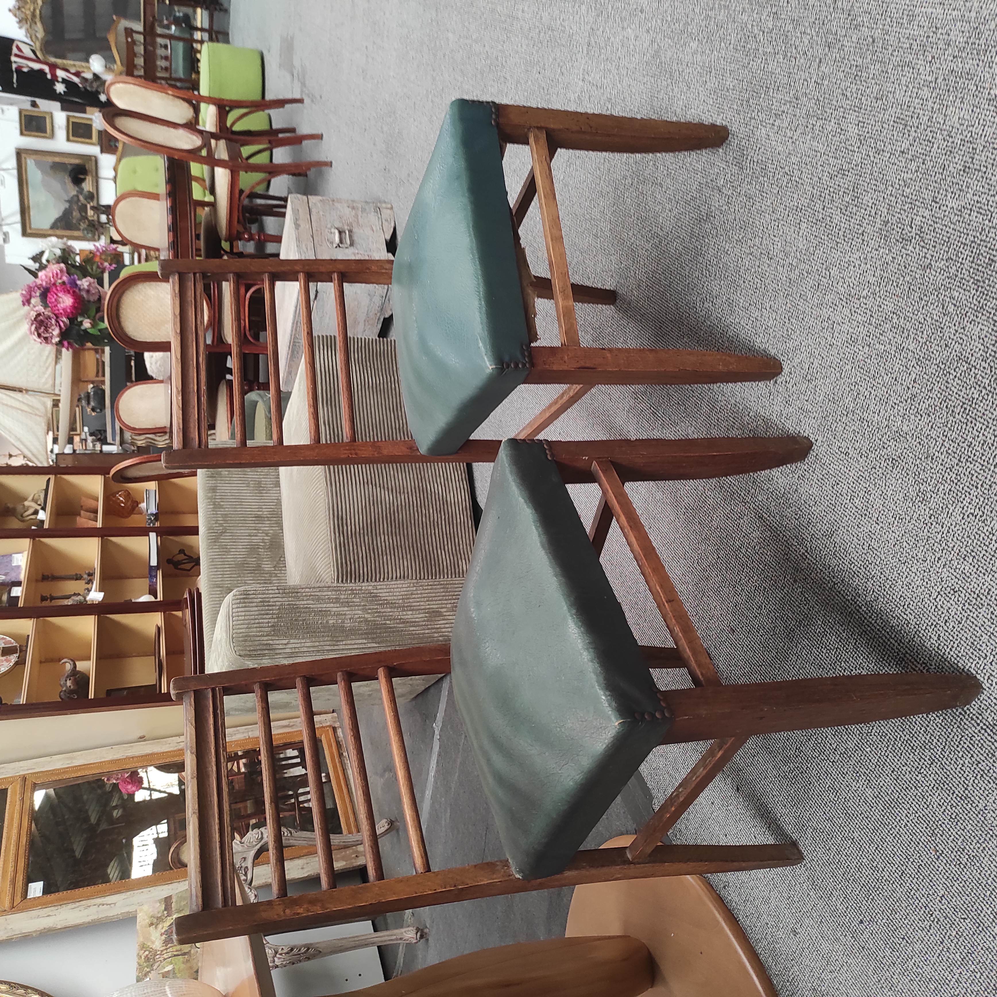 RENE GABRIEL PAIRE DE CHAISES 44/85/42 CM EN CHENE ANNEES 50