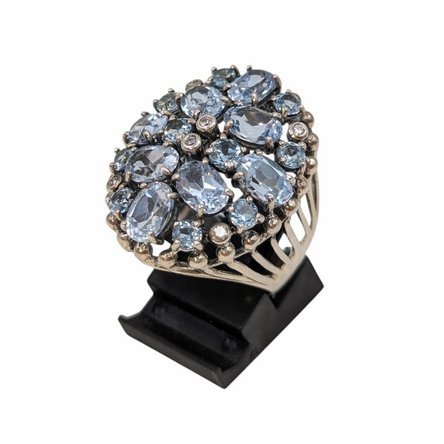 BAGUE STYLE COCKTAIL EN ARGENT (MINERVE 925) TOPAZES ET STRASS PB 10.16 GR
