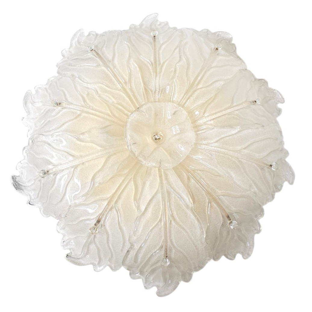 LARGE PLAFONNIER EN VERRE DE MURANO RICHE COMPOSITION FLORALE DIAM. 65CM