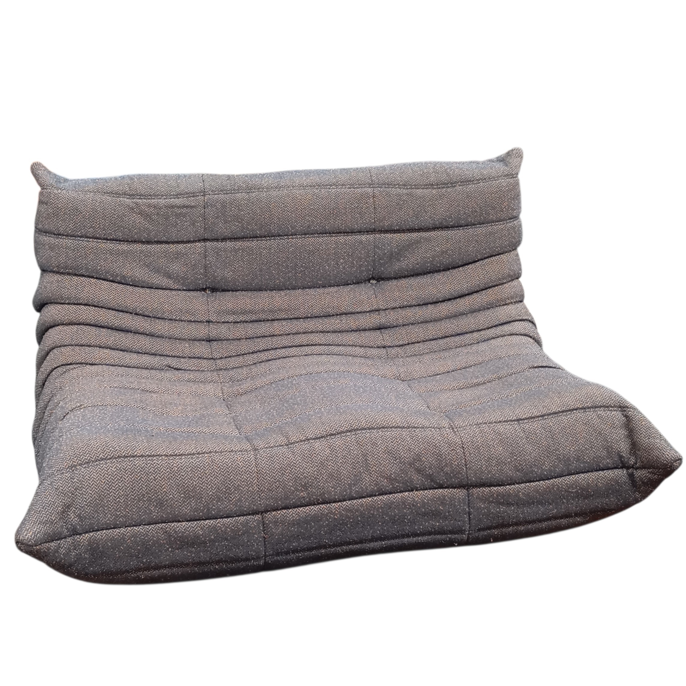 LIGNE ROSET TOGO 2 PLACES 130 X 100 X 31 CM